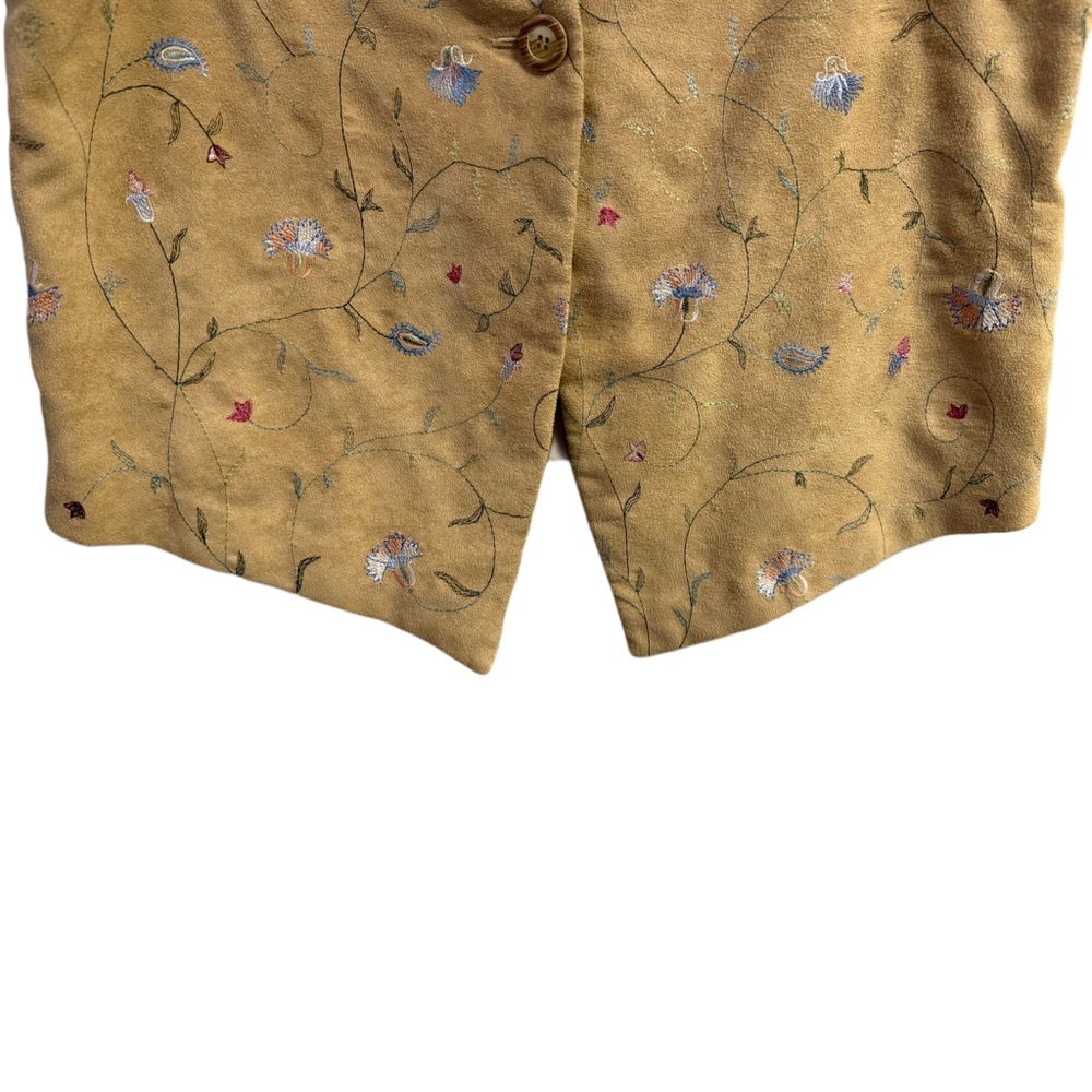 Floral Embroidered Yellow Vest - Picture 4 of 8